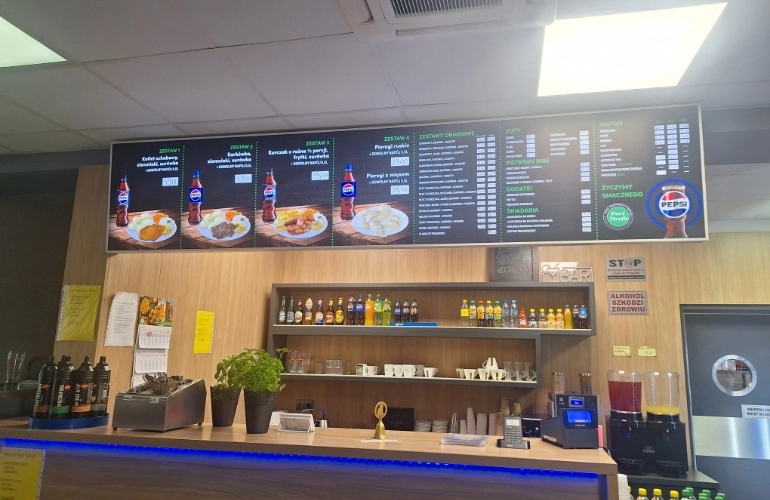 tablica z menu w restauracji